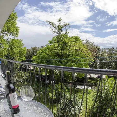 Zic Apartman Krk Town